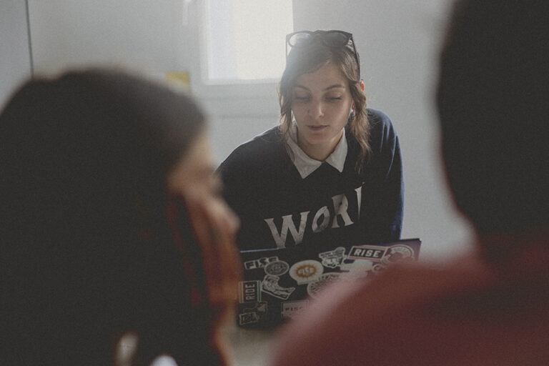 S&rsquo;inscrire dans une école en été, est-il vraiment trop tard ?